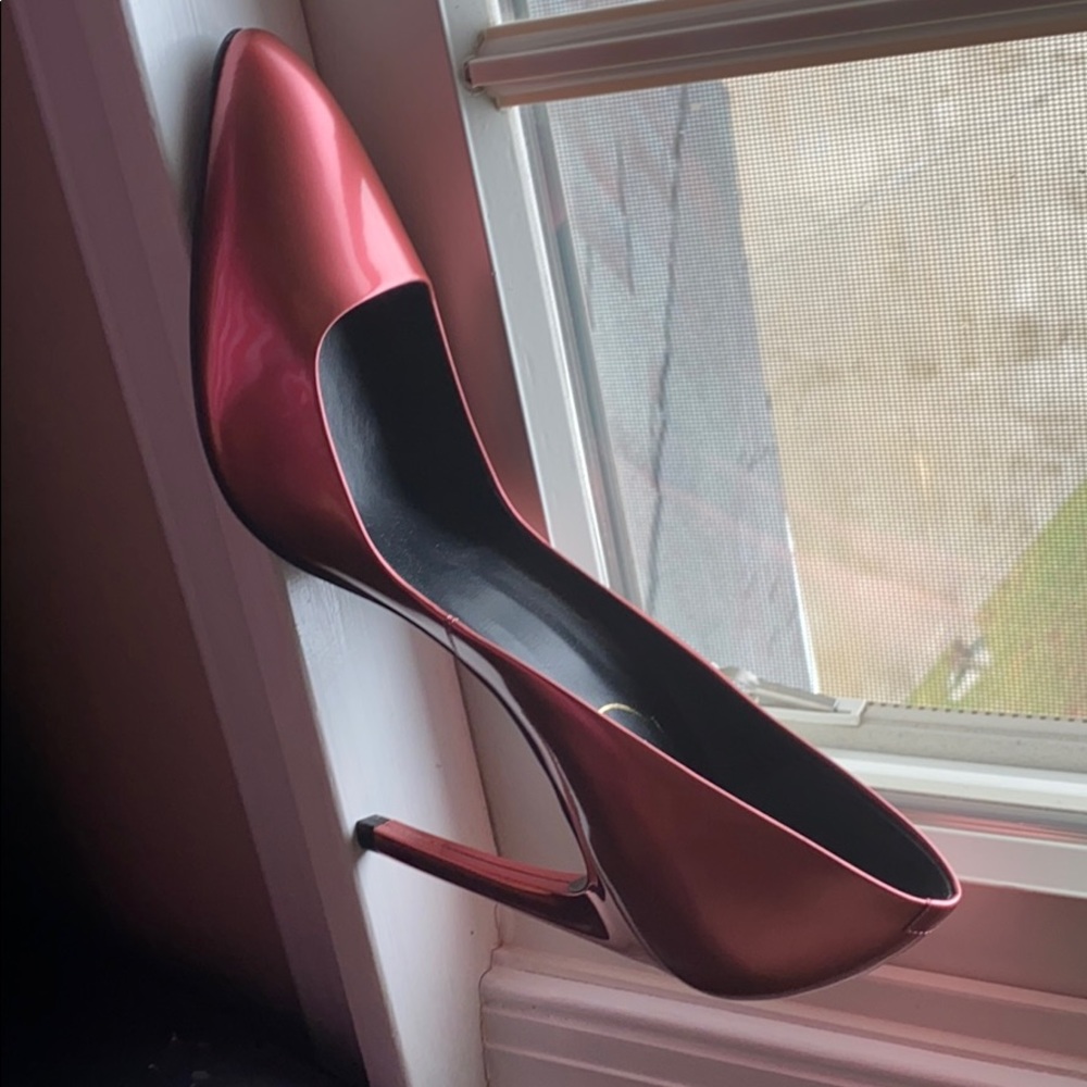 Roger Vivier Paris Made in Italy Women’s shoes!!